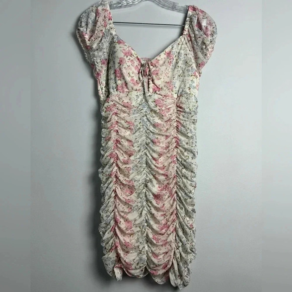 MADDEN NYC Junior Sweatheart Floral Cut Out Bodycon Dress Size Large - Picture 1 of 11